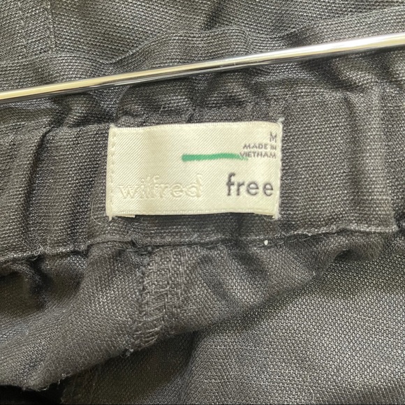 Wilfred Free Harulia High Waisted Linen Shorts - Picture 4 of 6